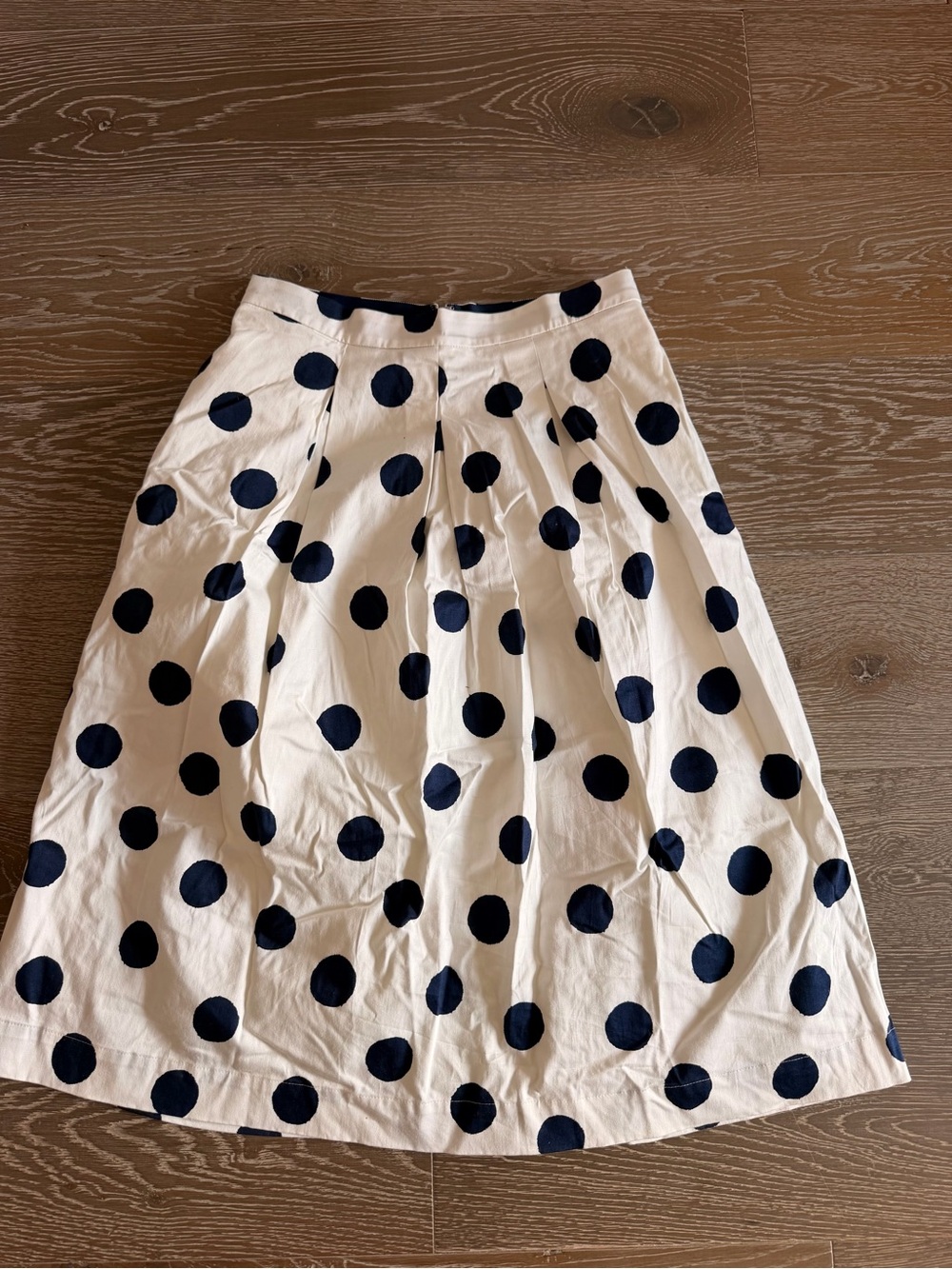 Boden Polka Dot A-Line Skirt - White with Navy Dots size 6